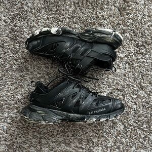 Balenciaga Track Runner